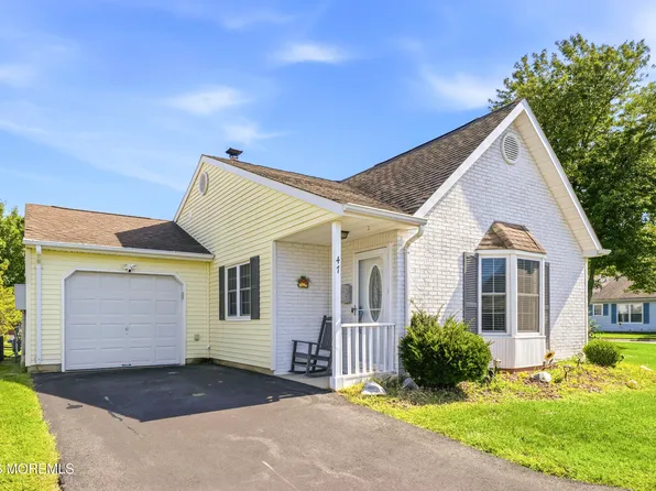 47 Datchet Close, Freehold, NJ 07728
