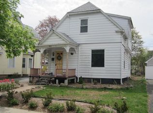 15 Washington Ave, Holyoke, MA 01040