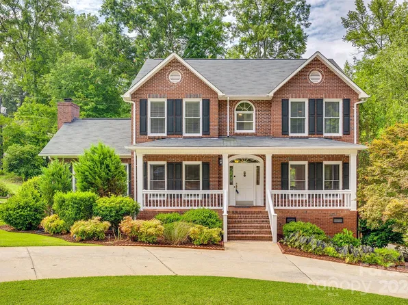 1345 Kent Dr, Lancaster, SC 29720