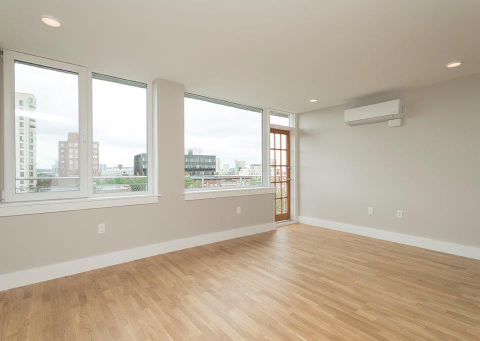 1st image of 334 Harvard St Floor 5-ID68