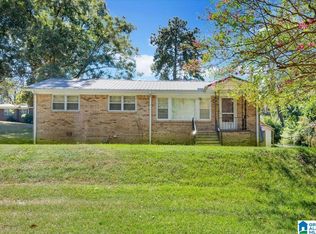 401 10th Ave, Midfield, AL 35228