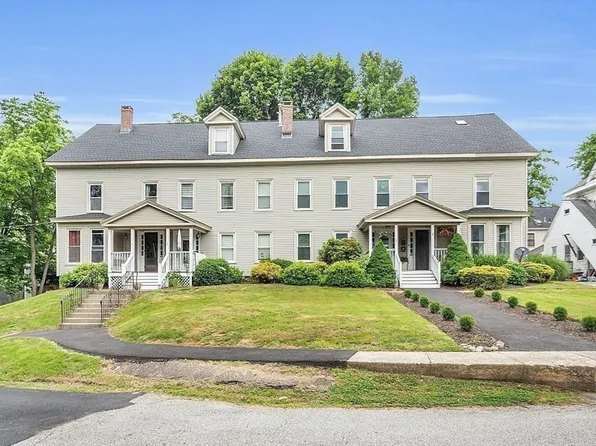 5 Osgood Pl #1, Amesbury, MA 01913