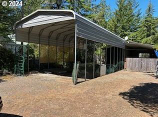 257 Outer Dr, Florence, OR 97439