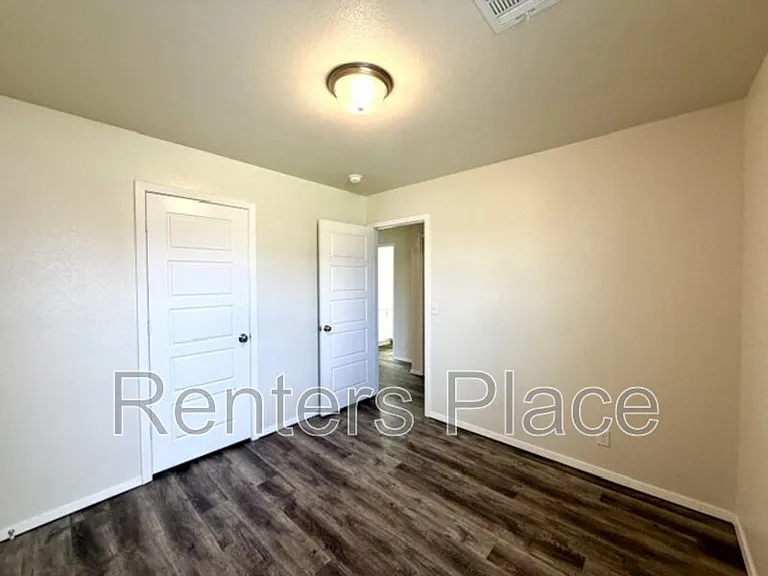 8316 E 161st Pl S — Photo 9