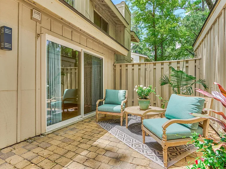 2351 W Settlers Way — Photo 6