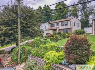 167 Kimberly Rd, Colonia, NJ 07067