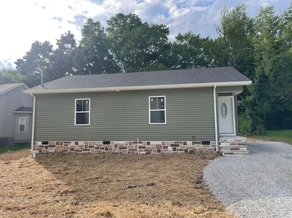 300 Weaver St, Tullahoma, TN 37388