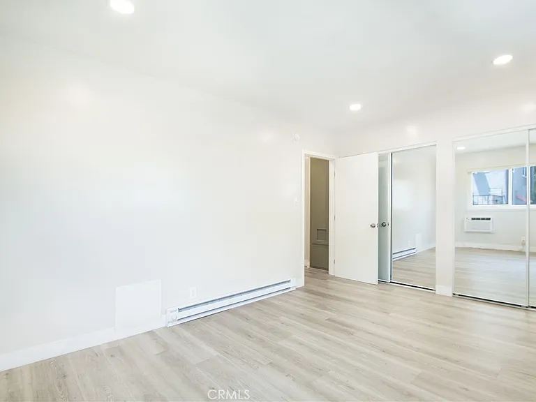 2027 Vista Del Mar St #6 — Photo 21