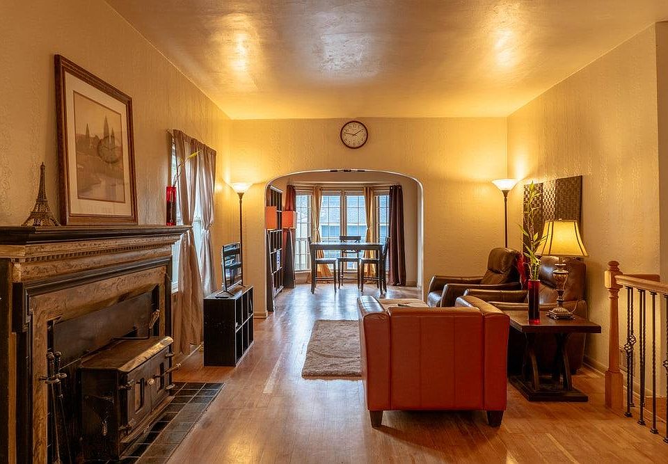 1st image of 2028 Rainier Ave APT A