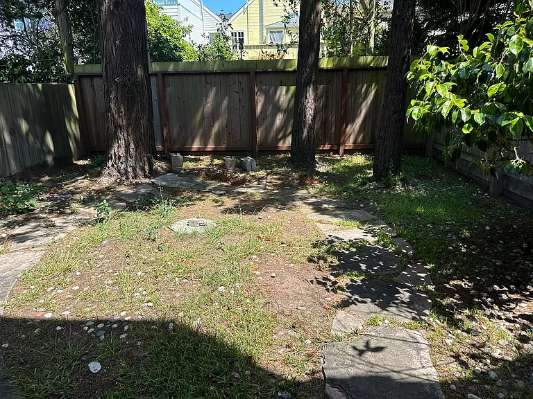 442-442A Judson Ave — Photo 10