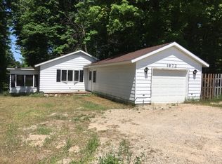 1972 Maxwell Rd, Petoskey, MI 49770