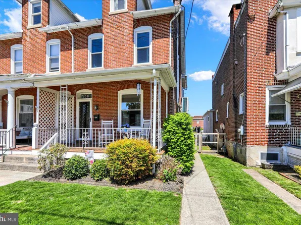 331 4th Ave, Phoenixville, PA 19460