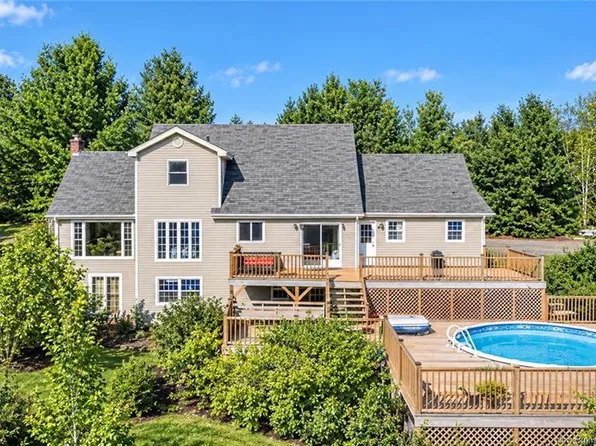 18 Hillview St, Kingsclear, NB E3E 1V1