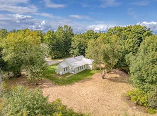 25 Lawrence Rd, Dresden, ME 04342