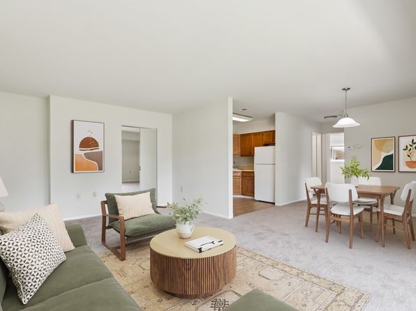 2685 Carnegie Rd APT 204