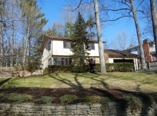 1911 S Wexley Rd, Bloomington, IN 47401