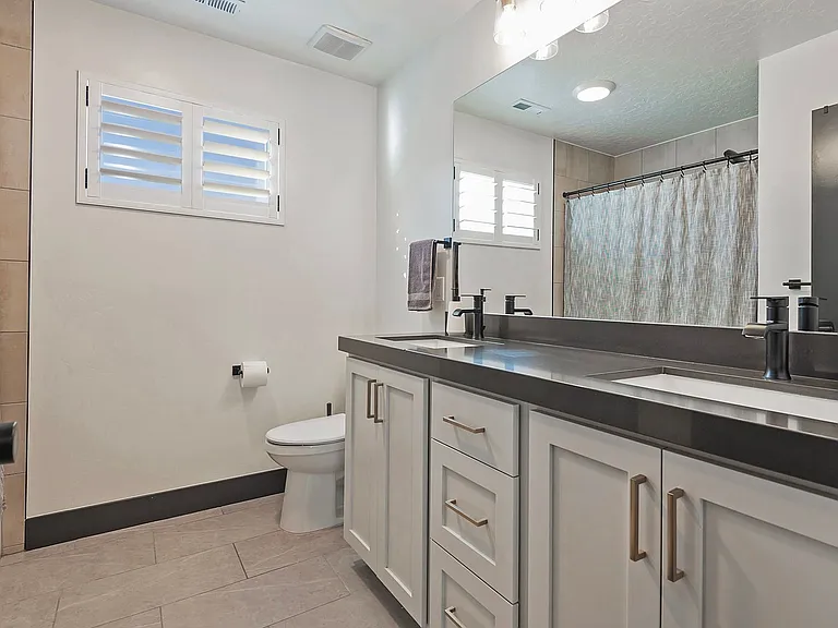 423 W Red Wolf Dr — Photo 31