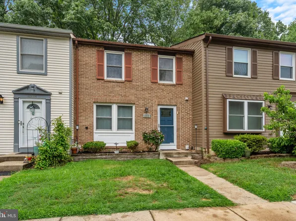 8232 Burning Forest Ct, Springfield, VA 22153