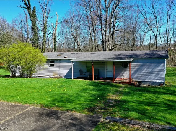 10663 State Route 39, Millersburg, OH 44654