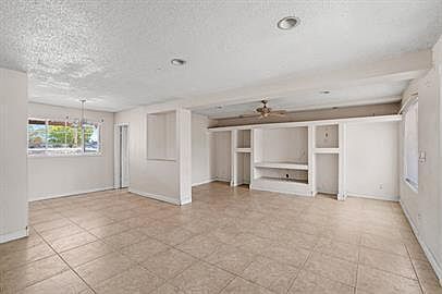 2nd image of 544 Encino Dr