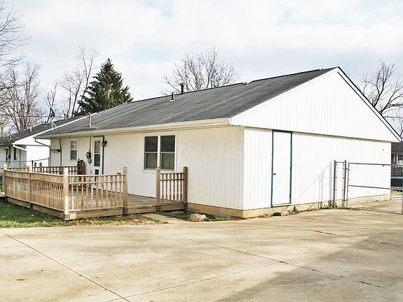 2nd image of 2778 Banner Ln