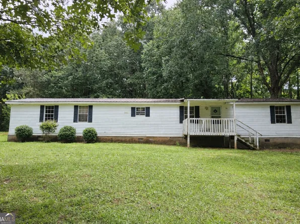 74 Holly Dr, Carrollton, GA 30116