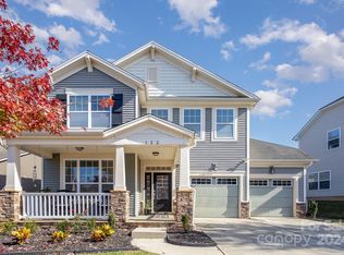 122 Tulip Dr, Mooresville, NC 28117