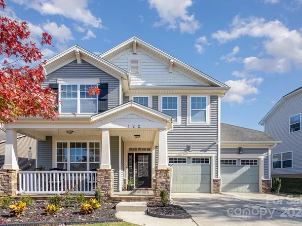 122 Tulip Dr, Mooresville, NC 28117