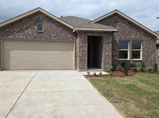 1016 Foxburg Dr, Fort Worth, TX 76131