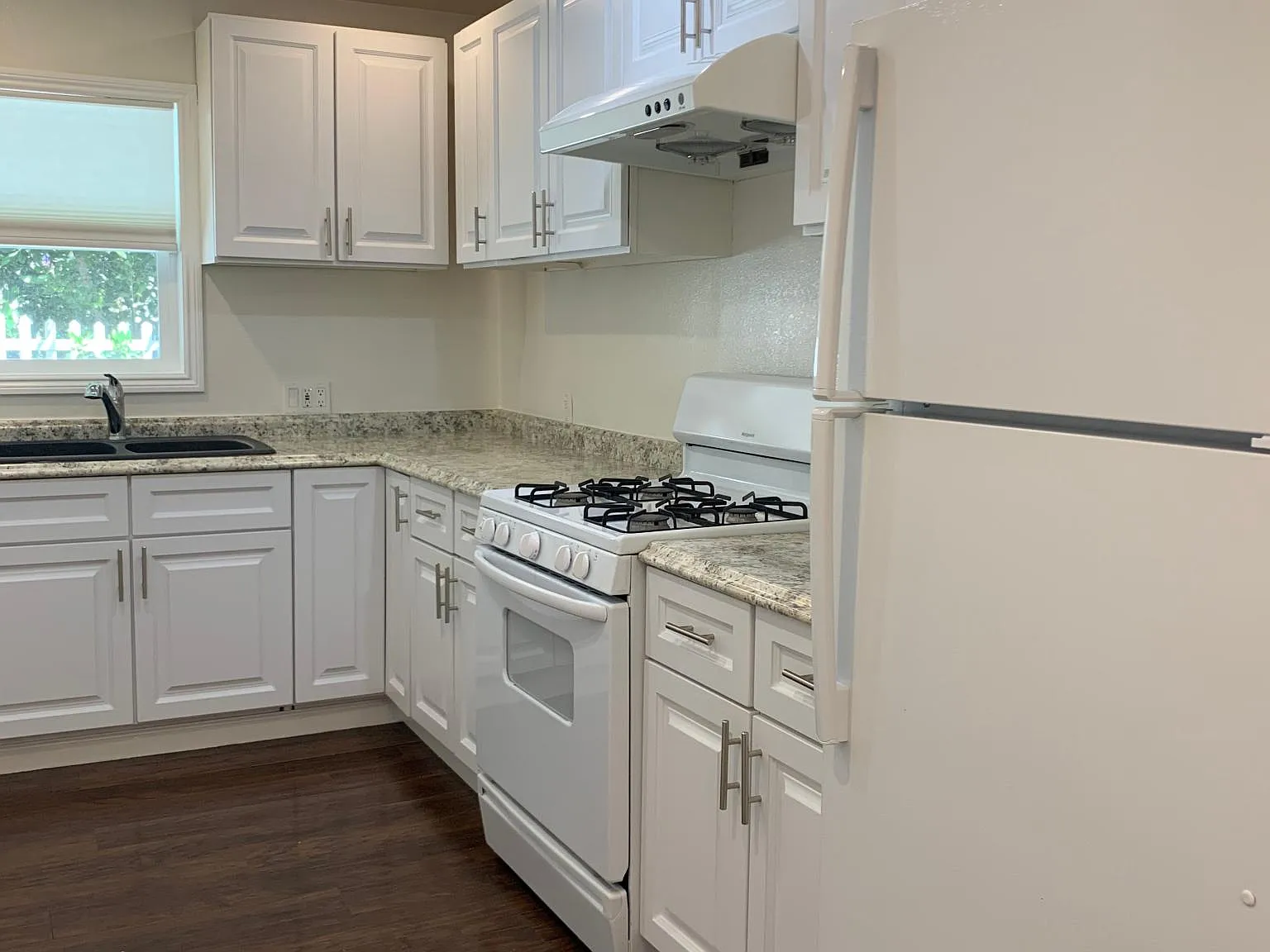 235 W Lime Ave — Photo 2
