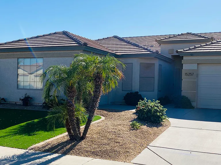 15257 W Hearn Rd — Photo 30