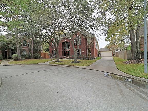 3rd image of 12907 Ryaneagles Cir