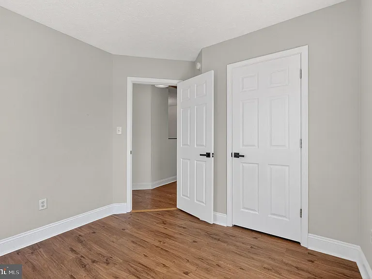 1609 Airport Ave — Photo 24