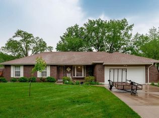 115 Lyons Cir, Buckner, MO 64016