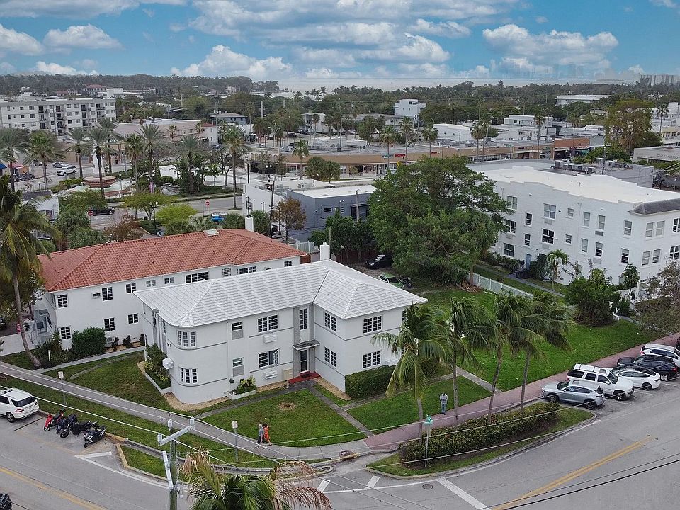 1st image of 7124 Bay Dr APT 8