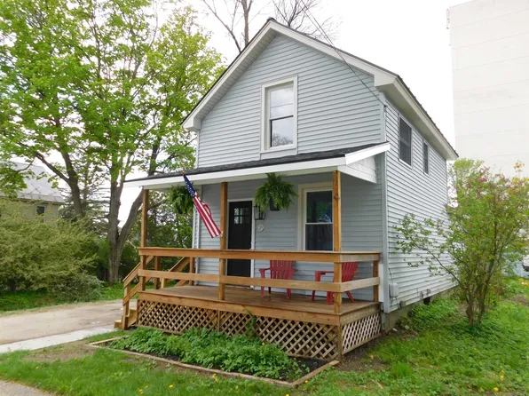 17 East Street, Rutland City, VT 05701
