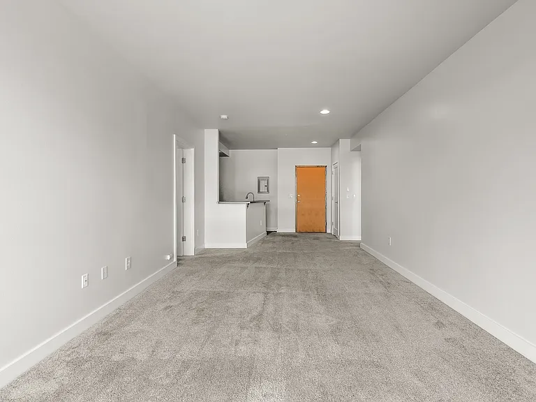 Theas Landing — Photo 108