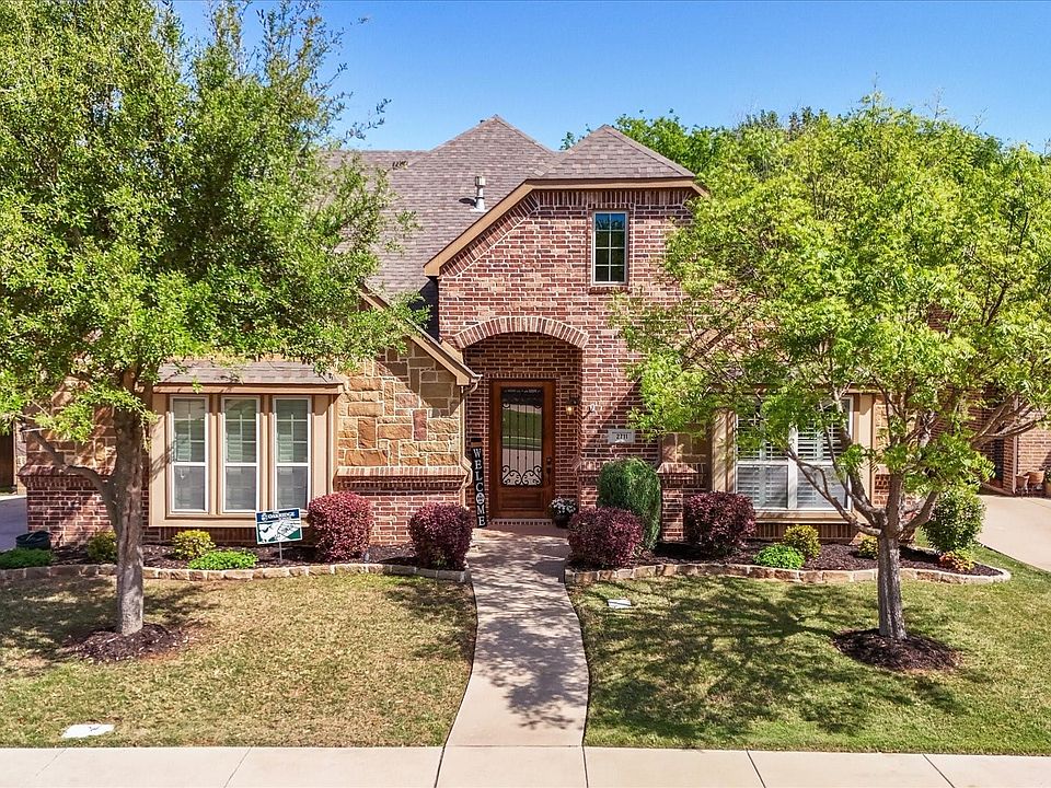 1st image of 2711 Stonebriar Ct