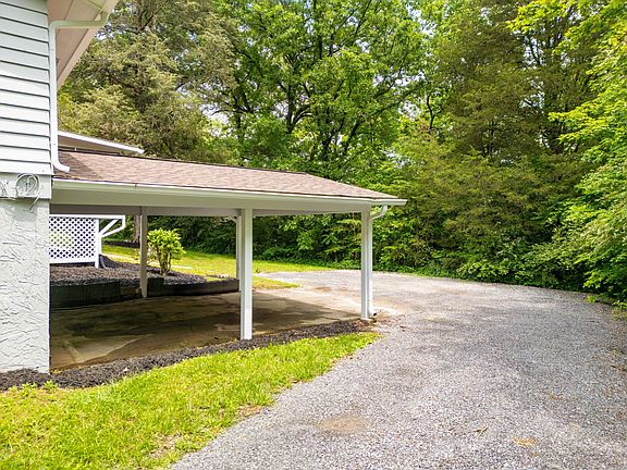 3rd image of 11306 Hixson Pike