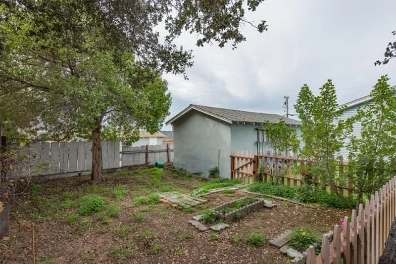 Thumbnail 17