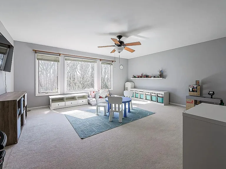 22646 Autumn Park Blvd — Photo 45