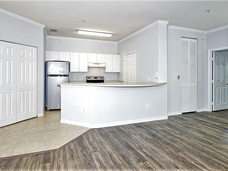 3615 Conroy Rd #612 — Photo 5