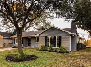5102 De Lange Ln, Houston, TX 77092