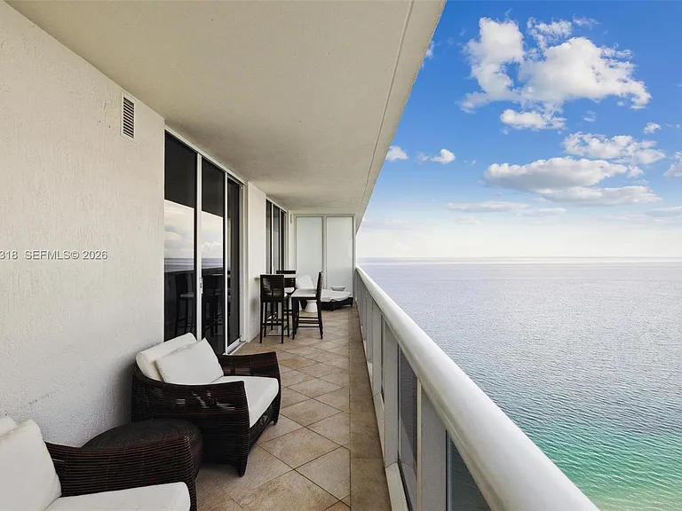 1830 S Ocean Dr #4803 — Photo 2