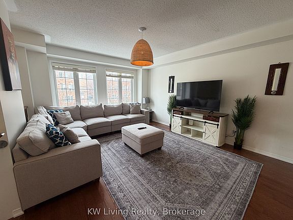 3rd image of 71 Maidstone Way