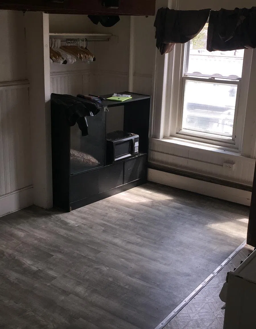89 Carey Ave — Photo 1