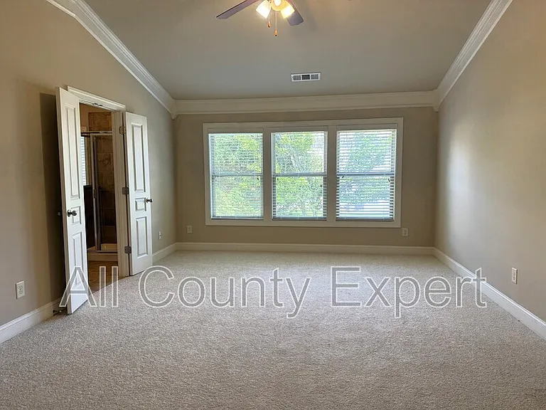 1065 Township Cir — Photo 18