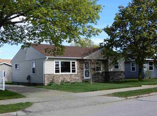 239 S 22nd St, Escanaba, MI 49829