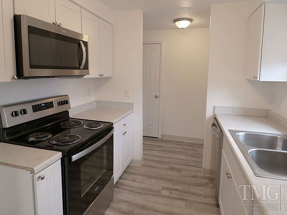 3rd image of 7401-7439 NE 13th Ave #7409