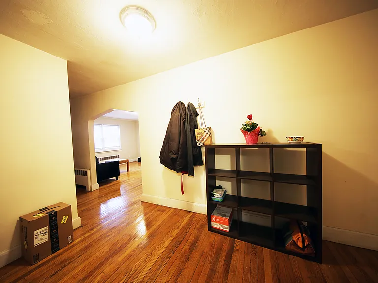 23 Heath St #1 — Photo 3